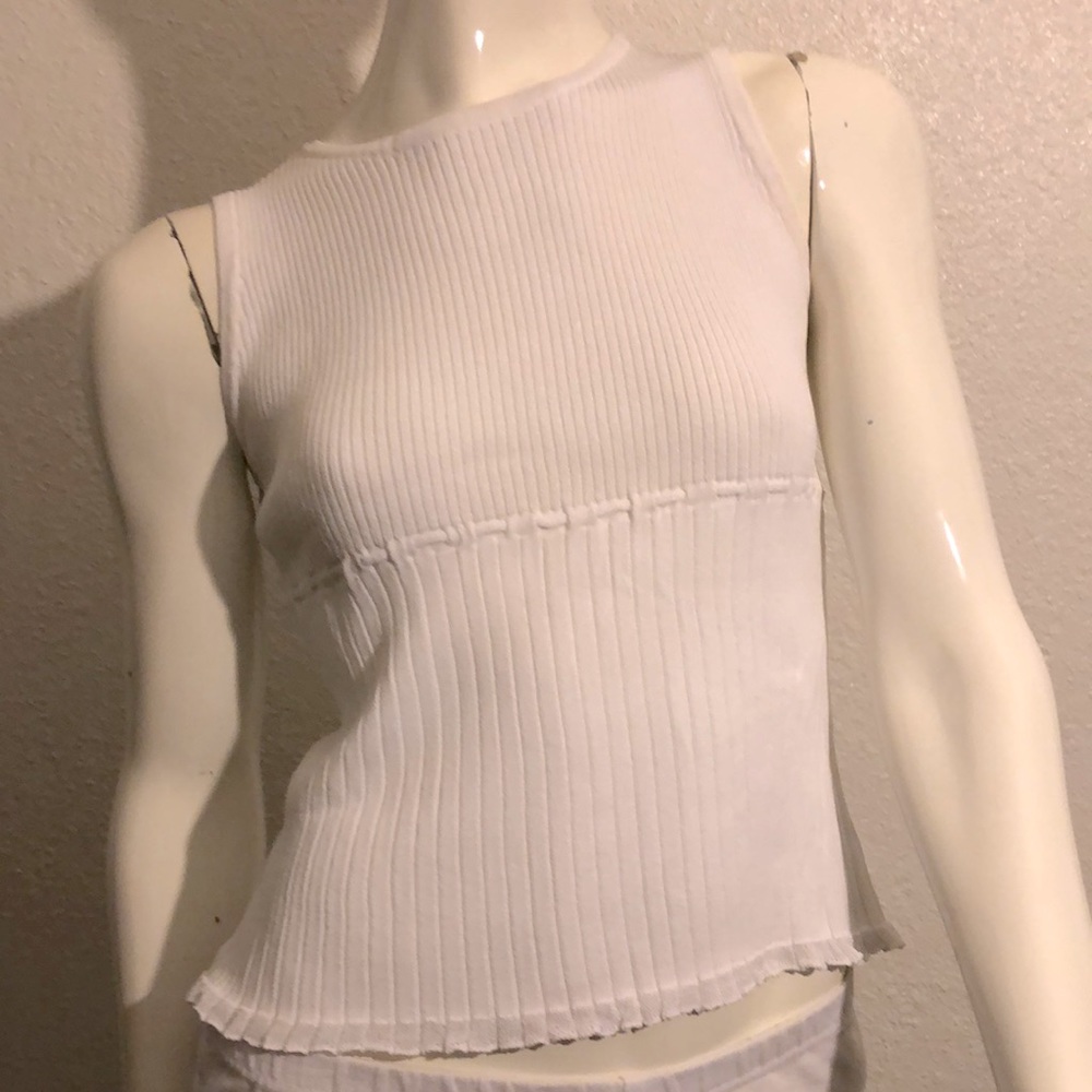 JOSEPH A Scoop-neck sleeveless tank top blouse